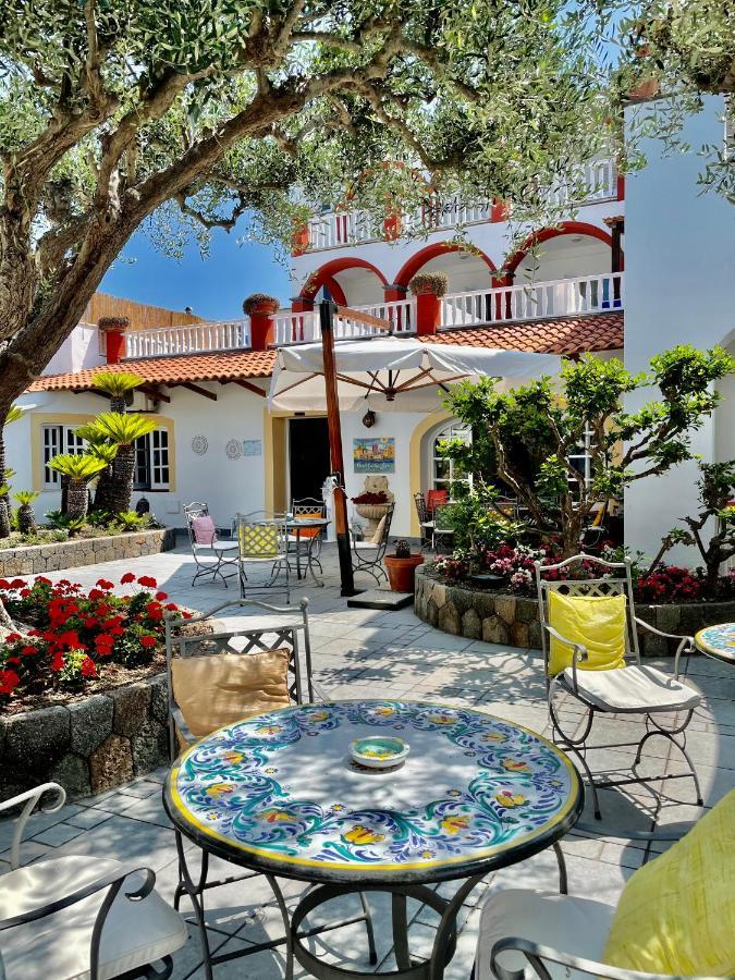 La Scogliera Hotel