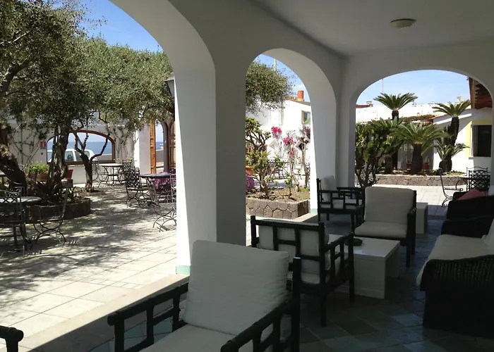 Hotel La Scogliera