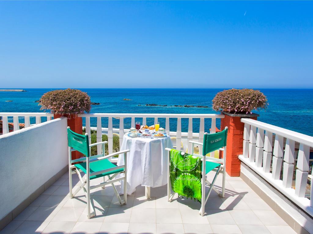 Hotel La Scogliera 4*