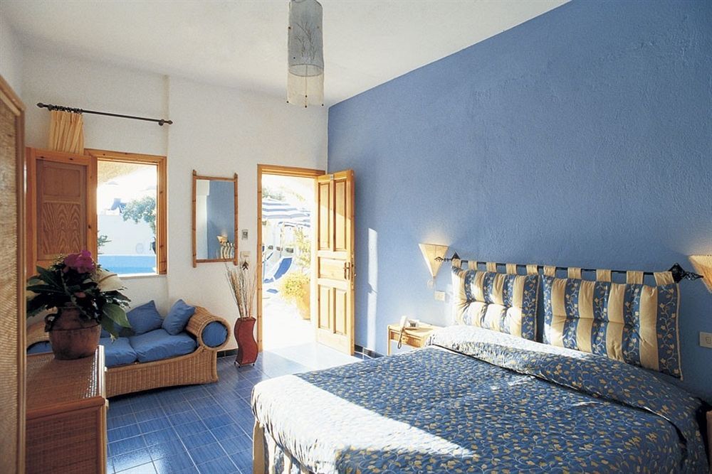 Hotel La Scogliera 4*